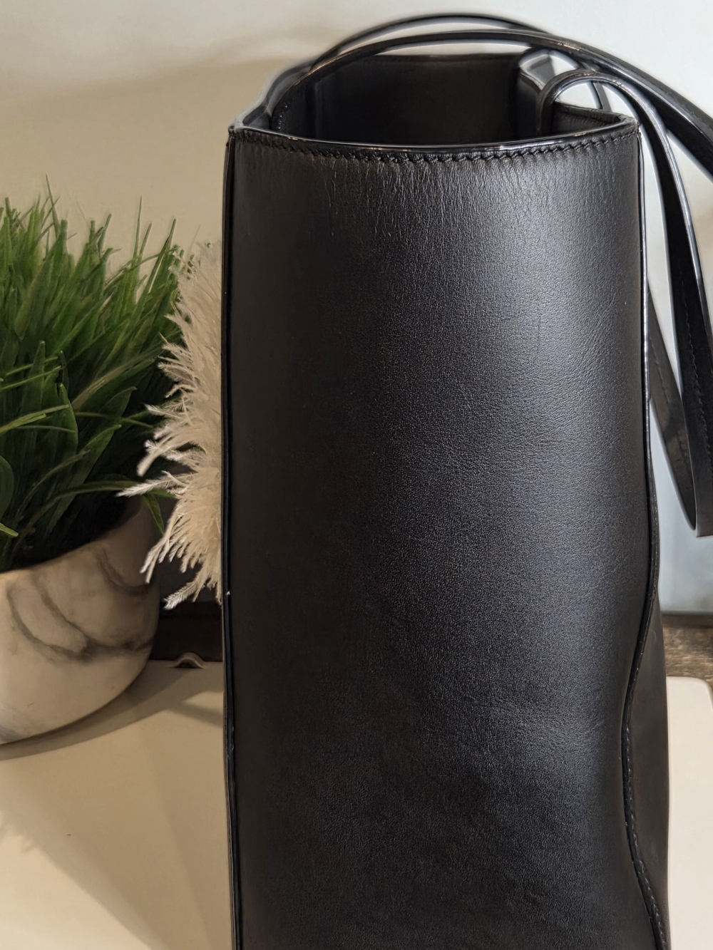 Kate Spade NY Imagination Monster Hallie Leather Tote Bag. - Picture 4 of 13